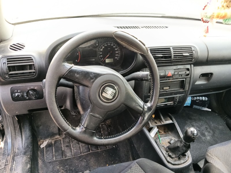 seat leon (1m1) del año 2001