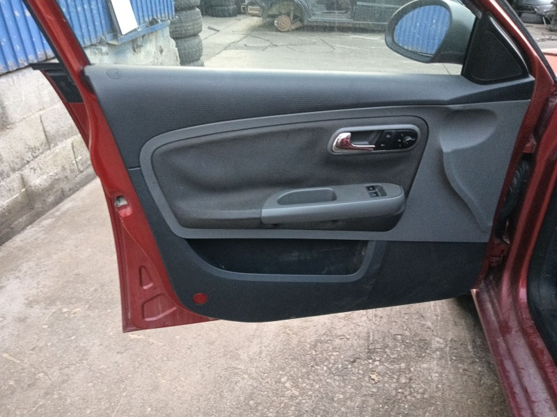 seat ibiza iii (6l1) del año 2008