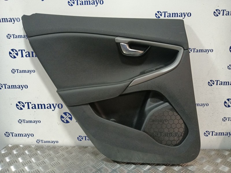 Recambio de guarnecido puerta trasera izquierda para volvo v40 hatchback (525) d3 referencia OEM IAM 1319940  