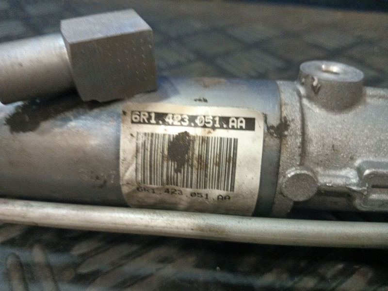 Recambio de cremallera direccion para seat ibiza (6j5) referencia OEM IAM 6R1423051AA  