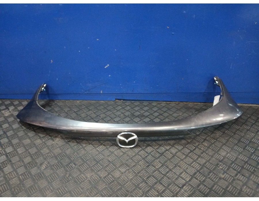 Recambio de molduras traseras para mazda cx-30 (dm, dt, ed) skyactiv-g m hybrid referencia OEM IAM DFR550811  
