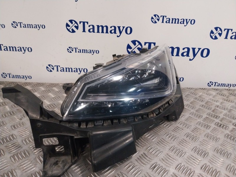 Recambio de faro izquierdo para seat arona (kj7, kjp) 1.0 tsi referencia OEM IAM 6F1941007  