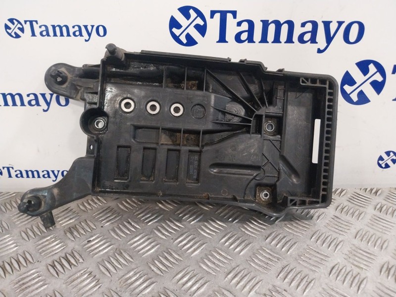 Recambio de soporte bateria para seat arona (kj7, kjp) 1.0 tsi referencia OEM IAM AG200915331  