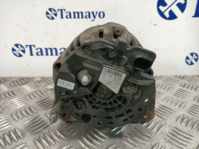Recambio de alternador para volkswagen polo iv (9n_, 9a_) 1.4 16v referencia OEM IAM 037903025M 0124325013 