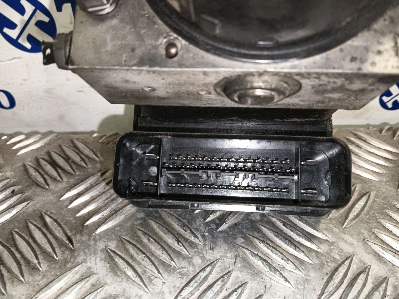 Recambio de abs para volkswagen golf v berlina (1k1) referencia OEM IAM 1K0907379AC 10020602404 