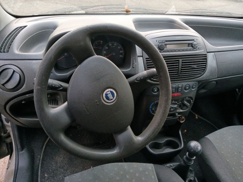 fiat punto (188_) del año 2007