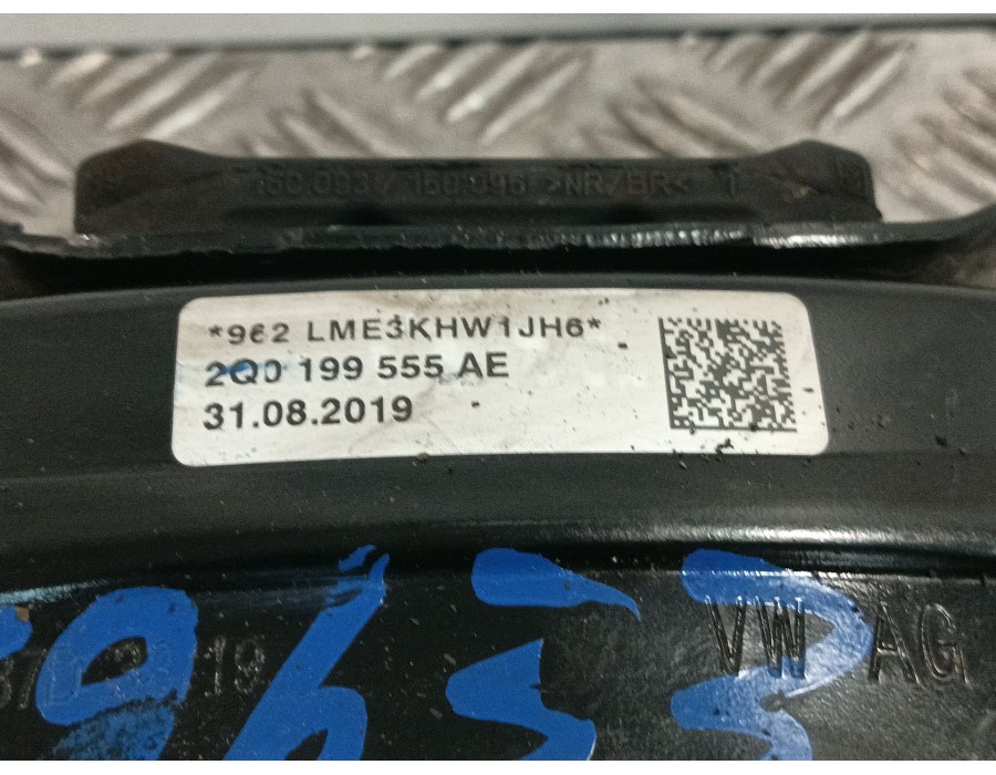 Recambio de soporte motor izquierdo para seat arona (kj7, kjp) 1.0 tsi referencia OEM IAM 2Q0199555AE  