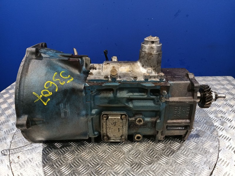 Recambio de caja cambios para nissan patrol (k/w160) 2.8 referencia OEM IAM 32131  