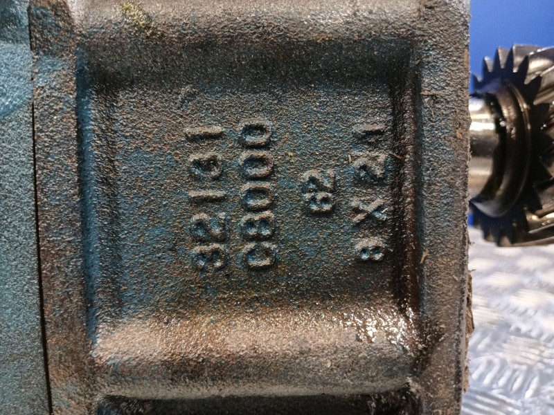 Recambio de caja cambios para nissan patrol (k/w160) 2.8 referencia OEM IAM 32131  