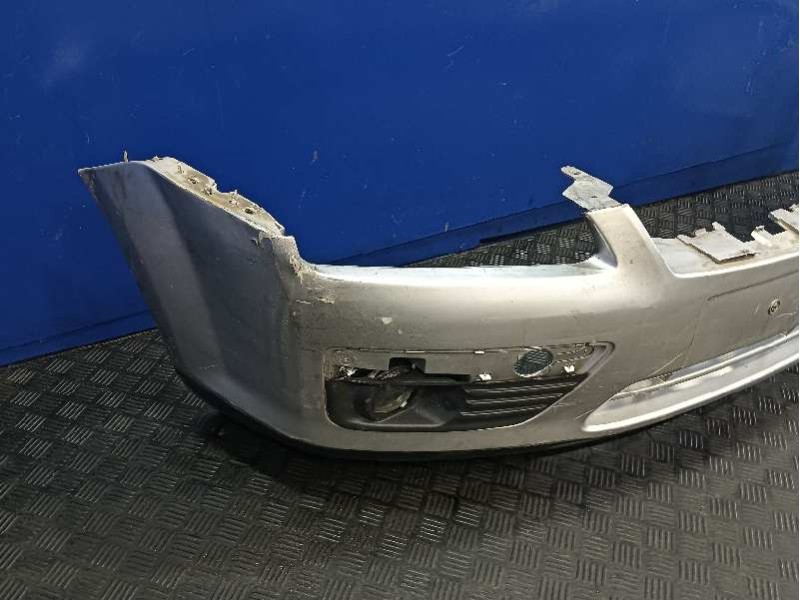 Recambio de paragolpes delantero para ford focus berlina (cap) referencia OEM IAM   