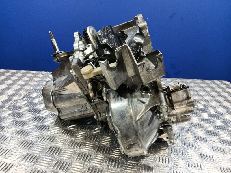 Recambio de caja cambios para peugeot 308 i (4a_, 4c_) 1.6 hdi referencia OEM IAM 20DP60  