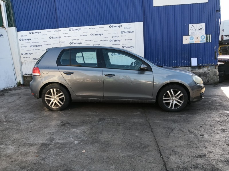 volkswagen golf vi (5k1) del año 2010