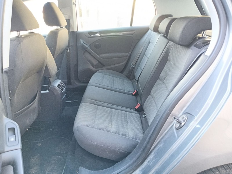 volkswagen golf vi (5k1) del año 2010