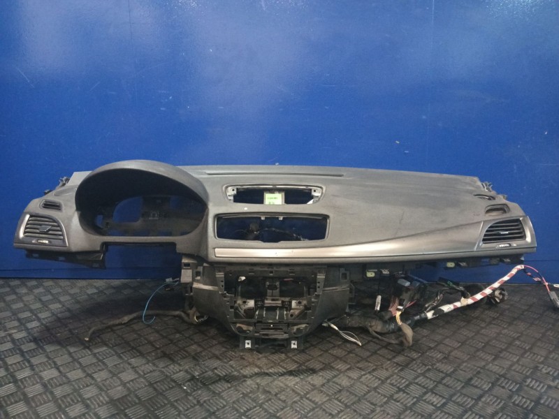 Recambio de salpicadero para renault megane iii berlina 5 p 1.5 dci diesel fap referencia OEM IAM   