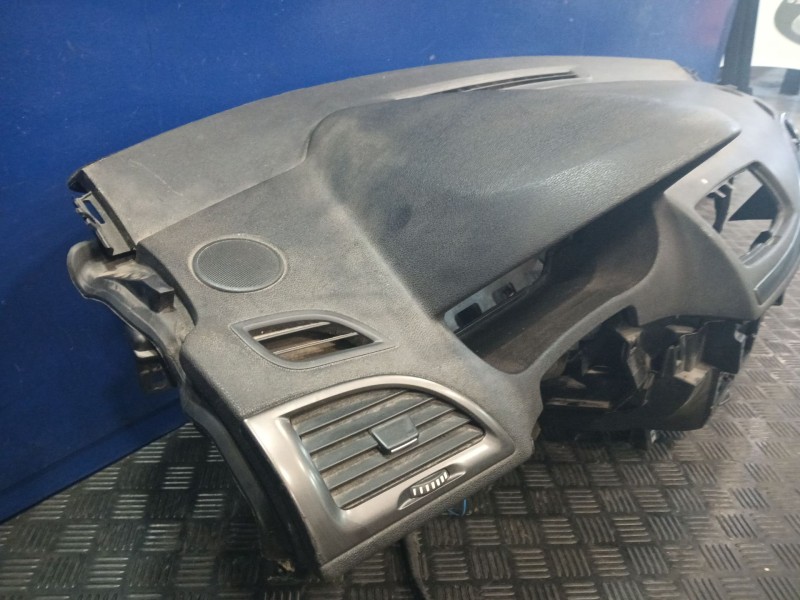 Recambio de salpicadero para renault megane iii berlina 5 p 1.5 dci diesel fap referencia OEM IAM   