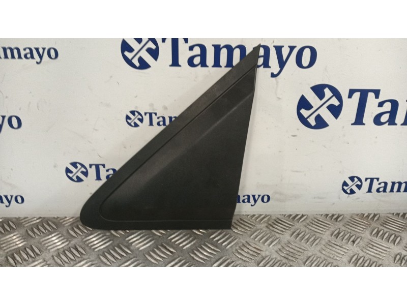 Recambio de moldura para hyundai h350 furgoneta 2.5 crdi referencia OEM IAM 8618059000  