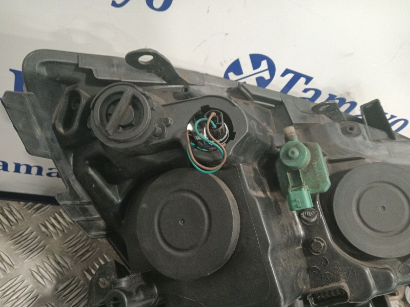 Recambio de faro izquierdo para renault scenic ii scenic ii referencia OEM IAM   
