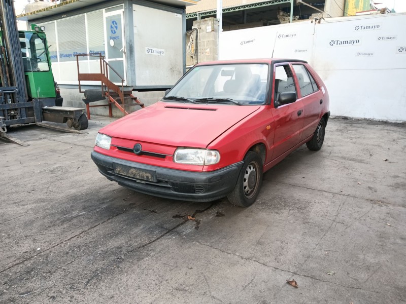 skoda felicia i (6u1) del año 1995