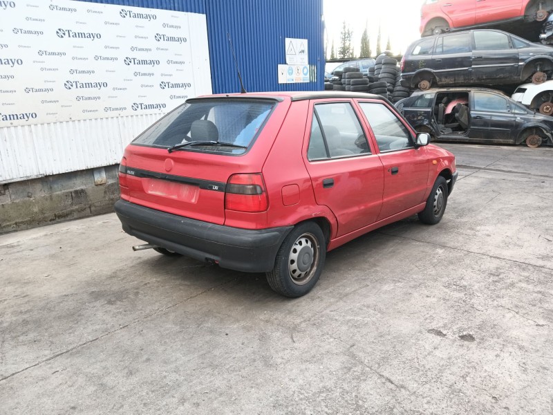 skoda felicia i (6u1) del año 1995