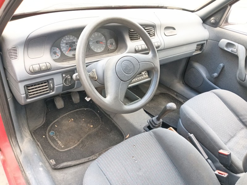skoda felicia i (6u1) del año 1995