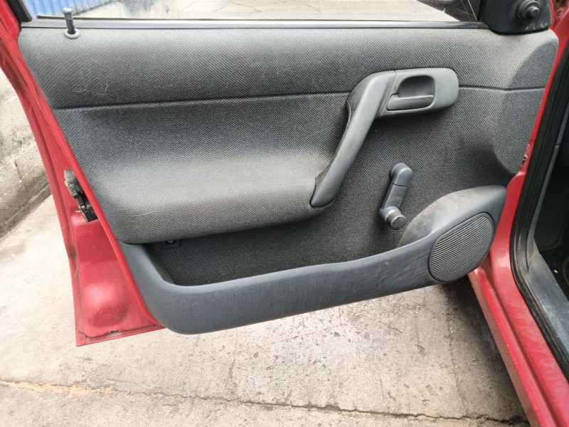 skoda felicia i (6u1) del año 1995