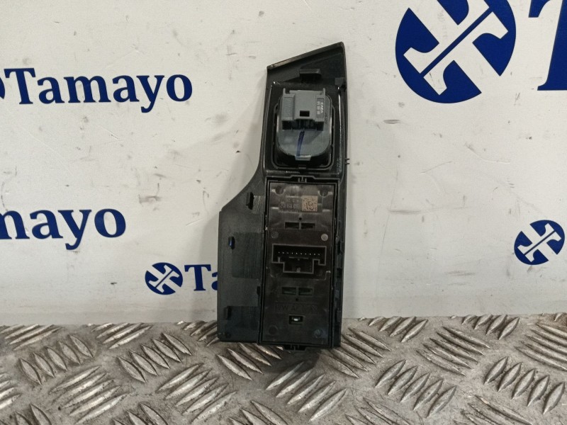 Recambio de mando elevalunas delantero izquierdo para seat arona (kj7, kjp) 1.0 tsi referencia OEM IAM 6F1867171  