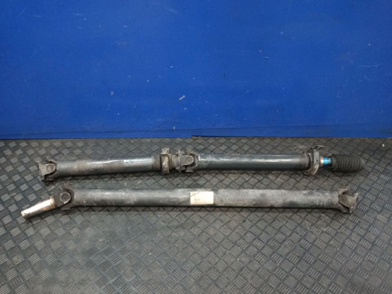 Recambio de transmision central para iveco daily vi furgoneta 33s15, 35s15, 35c15 referencia OEM IAM 504138106  
