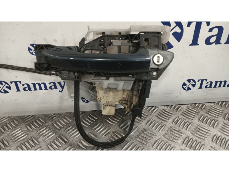 Recambio de cerradura puerta delantera izquierda para volkswagen passat variant (3c5) 2.0 tdi referencia OEM IAM CZ3C1837015A  