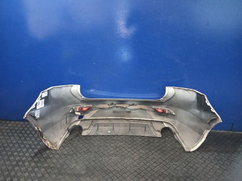 Recambio de paragolpes trasero para volvo v40 hatchback (525) d3 referencia OEM IAM 39820442 31347160 
