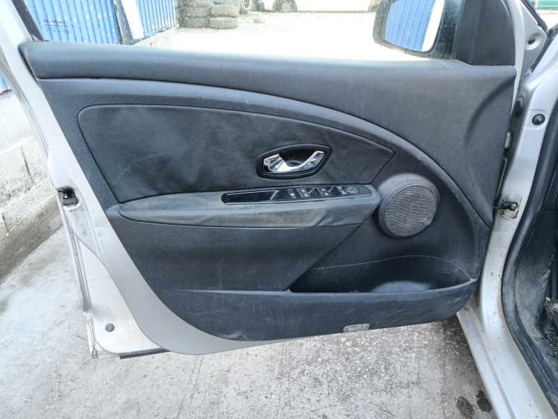 renault megane iii hatchback (bz0/1_, b3_) del año 2012