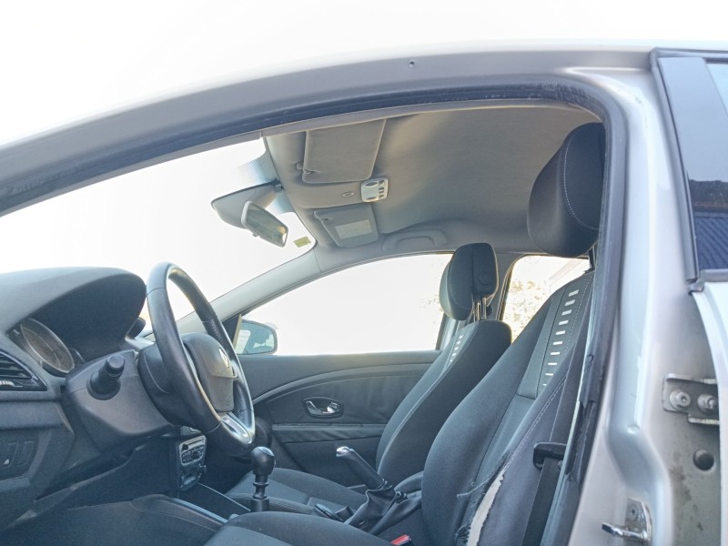 renault megane iii hatchback (bz0/1_, b3_) del año 2012
