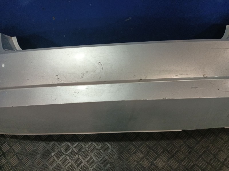 Recambio de paragolpes trasero para skoda fabia iii (nj3) 1.4 tdi referencia OEM IAM 6V6807421  