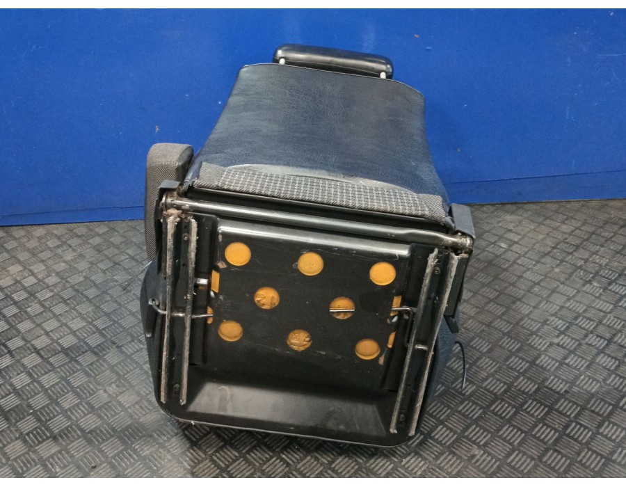 Recambio de asiento delantero izquierdo para volkswagen transporter t3 furgoneta (24_, 25_) 1.6 td referencia OEM IAM   