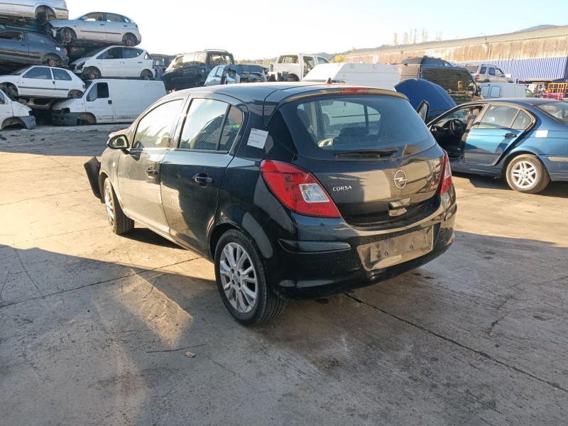 opel corsa d (s07) del año 2009
