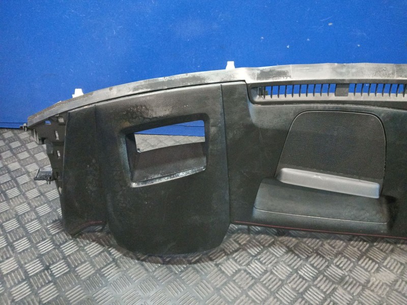 Recambio de salpicadero para mazda cx-30 (dm, dt, ed) skyactiv-g m hybrid referencia OEM IAM DFR560381  