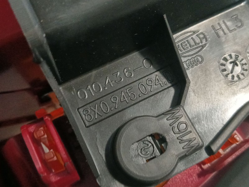 Recambio de piloto trasero derecho para audi a1 (8x1, 8xk) 1.6 tdi referencia OEM IAM 8X0945094D 01043602 