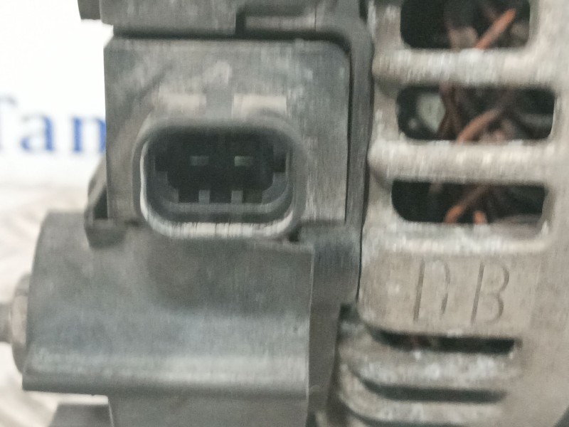 Recambio de alternador para opel corsa e combo referencia OEM IAM 0126312030 39007439 