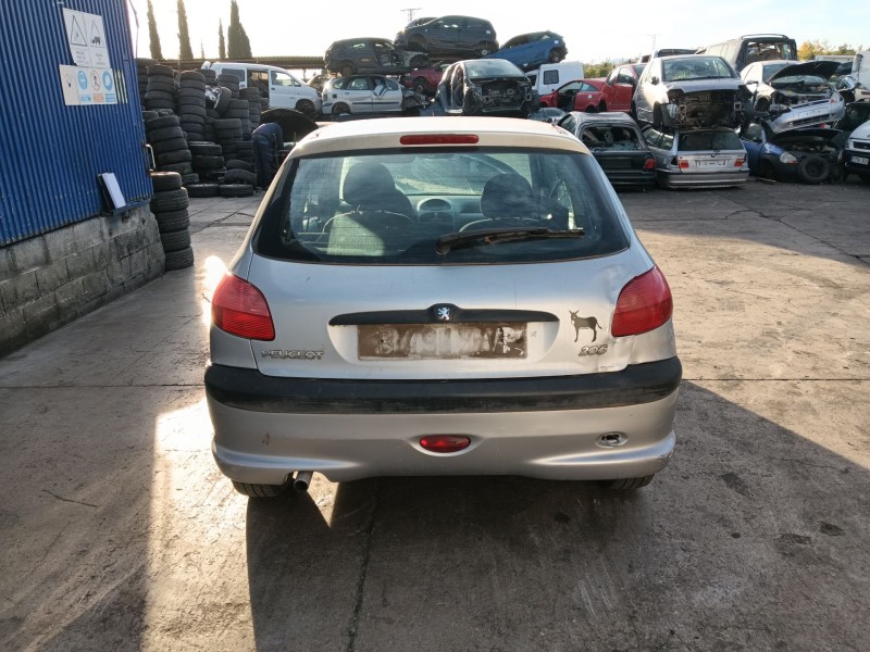 peugeot 206 hatchback (2a/c) del año 1999