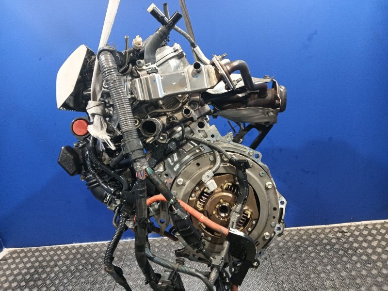 Recambio de motor completo para toyota auris referencia OEM IAM 2ZR  