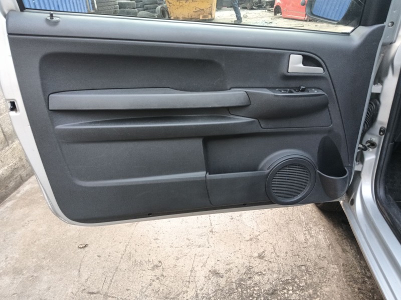 volkswagen fox hatchback (5z1, 5z3, 5z4) del año 2006