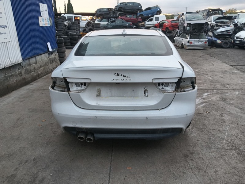 jaguar xe (x760) del año 2015