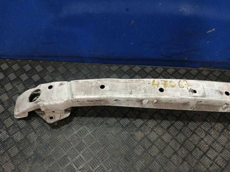 Recambio de refuerzo paragolpes delantero para renault master ii furgoneta (fd) 2.5 dci referencia OEM IAM 8200253244A  
