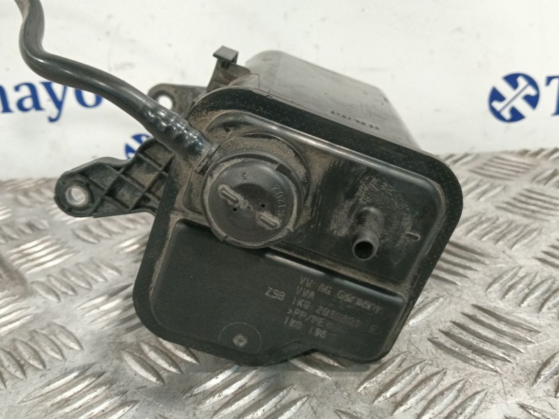Recambio de filtro carbono activo para volkswagen golf vi (5k1) 2.0 gti referencia OEM IAM 1K0201827A 1K0201813 