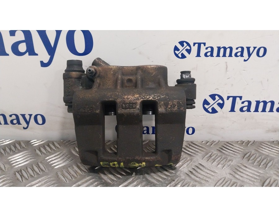 Recambio de pinza freno delantera derecha para renault master ii furgoneta (fd) 2.5 dci referencia OEM IAM Y01420  