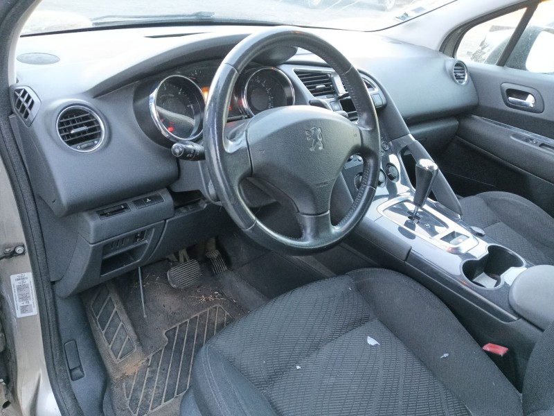 peugeot 3008 i monospace (0u_) del año 2013