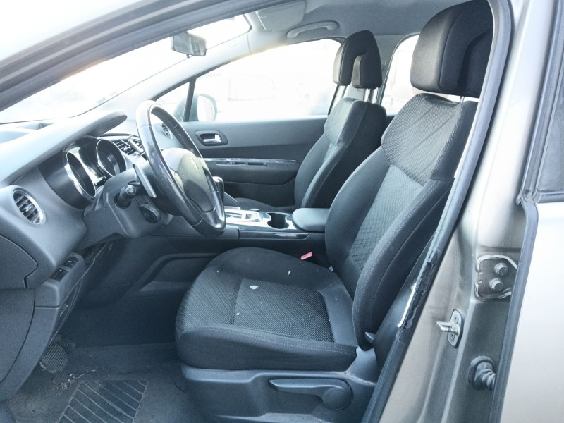 peugeot 3008 i monospace (0u_) del año 2013