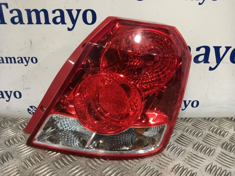 Recambio de piloto trasero derecho para chevrolet kalos referencia OEM IAM 08222190  