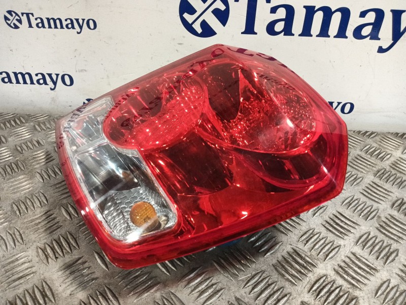 Recambio de piloto trasero derecho para chevrolet kalos referencia OEM IAM 08222190  