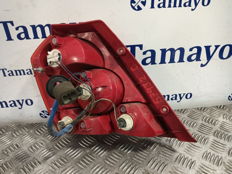 Recambio de piloto trasero derecho para chevrolet kalos referencia OEM IAM 08222190  