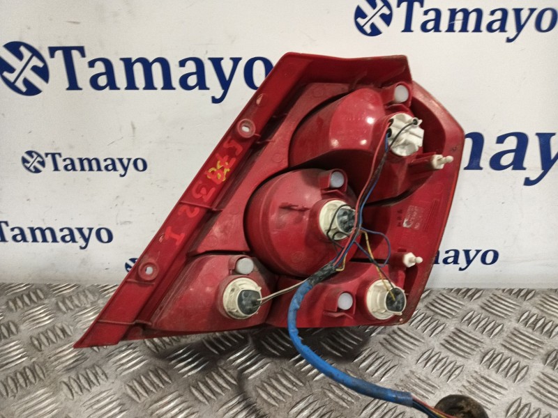 Recambio de piloto trasero izquierdo para chevrolet kalos referencia OEM IAM 300266L  